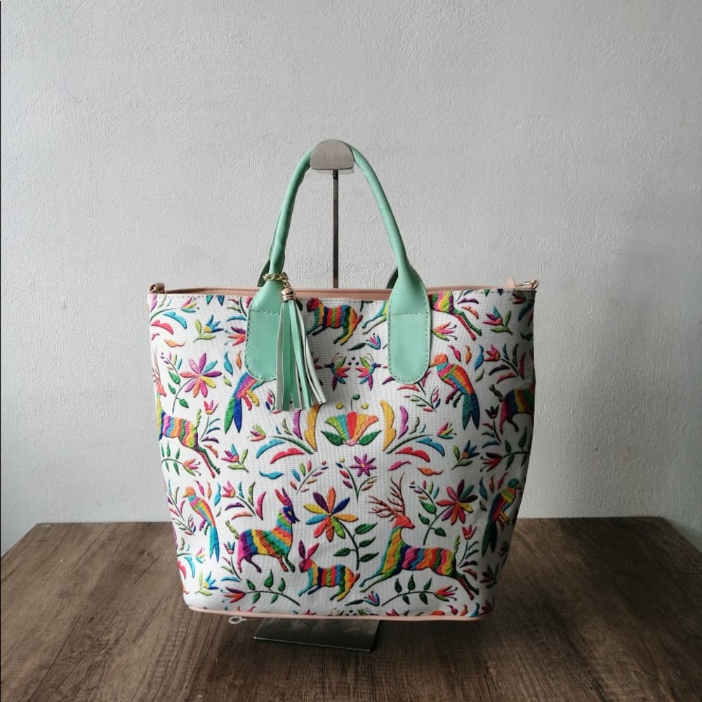 Mexican Purse Made in Mexico Length 16”, Width 5”, D…